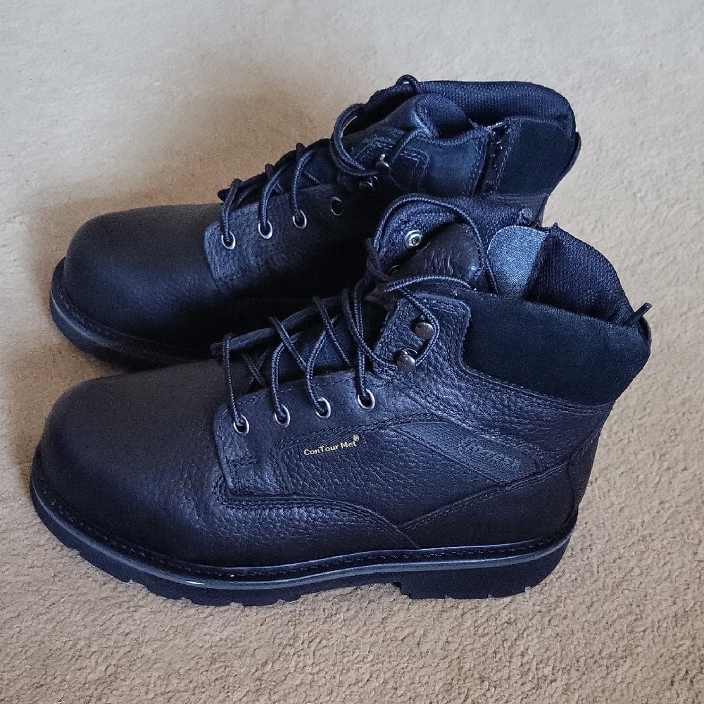 Hytest Men's Black Leather Steel Toe Work Boots Size 8, EW Width, 6" Welt